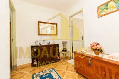 Moradia T3 para Venda em Arcozelo