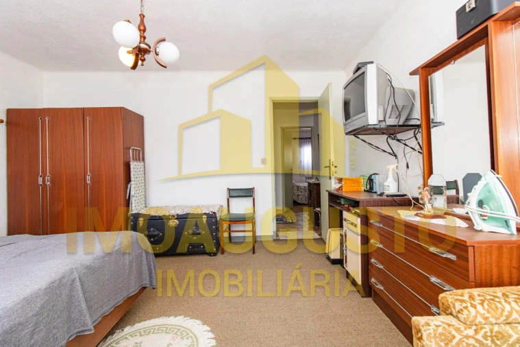 Moradia T3 para Venda em Arcozelo Foto 18