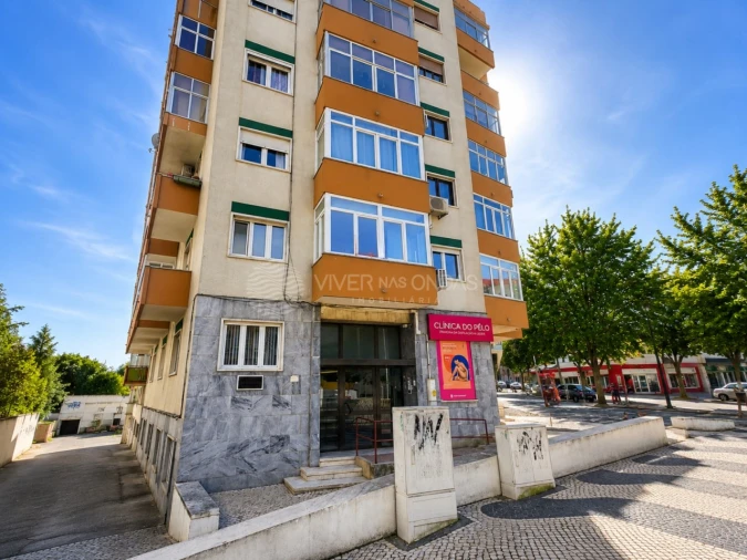 Apartamento T3 para Venda em Almada, Cova da Piedade, Pragal e Cacilhas Foto 22