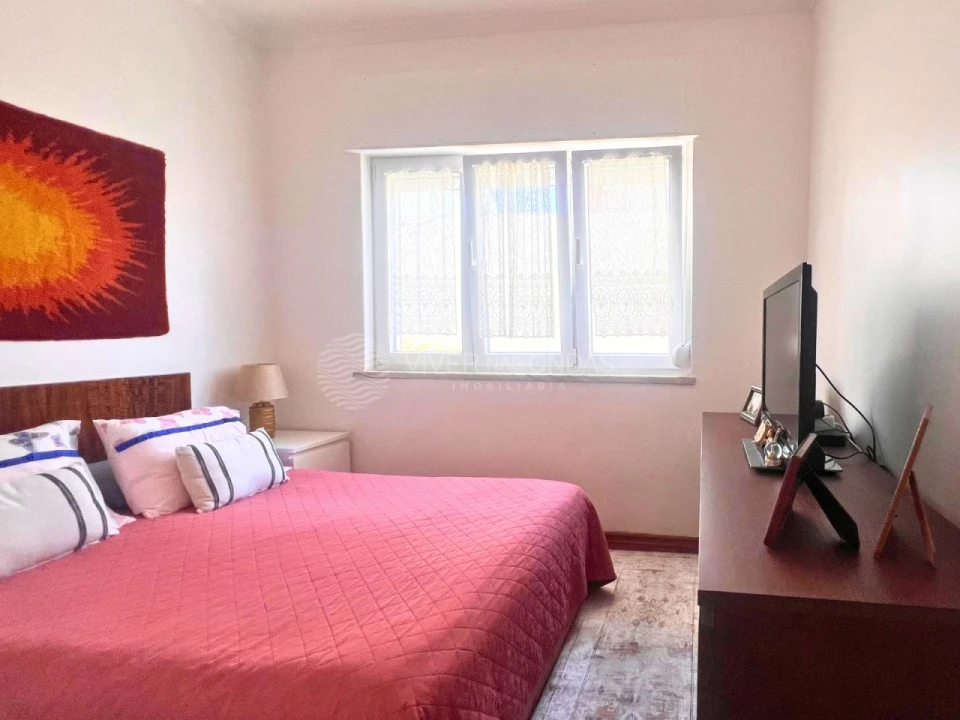 Apartamento T1 para Venda em Costa da Caparica Foto 16