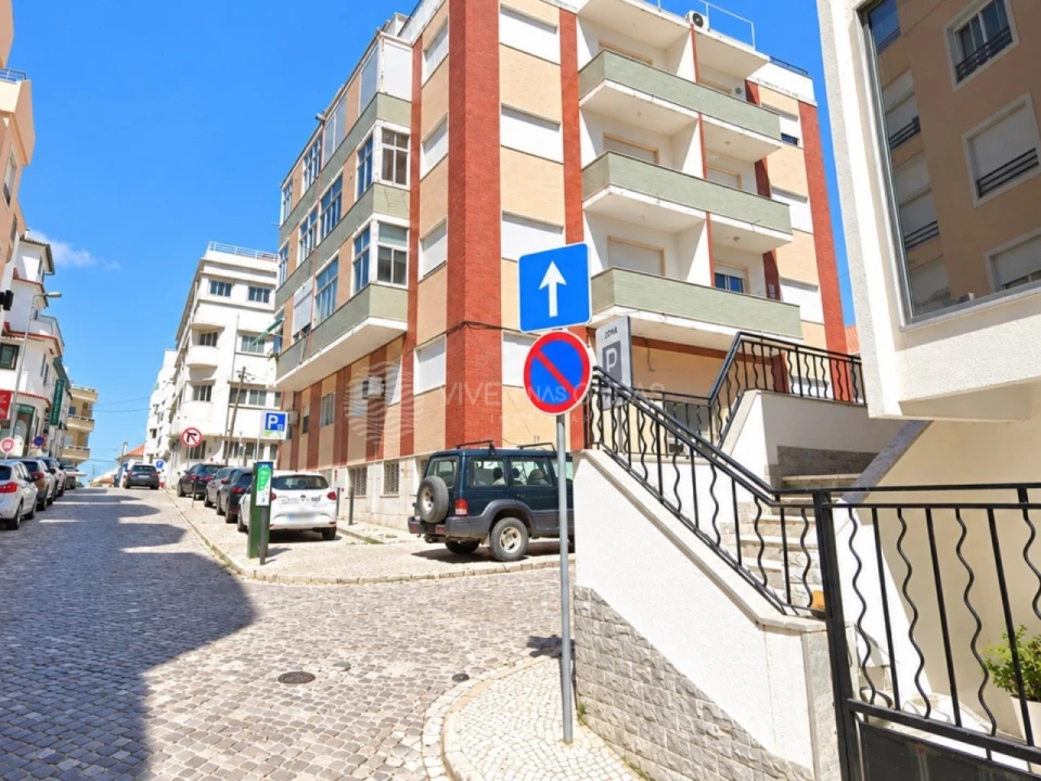Apartamento T1 para Venda em Costa da Caparica Foto 28