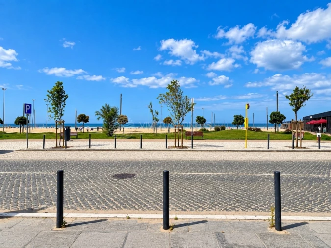 Apartamento T1 para Venda em Costa da Caparica Foto 23