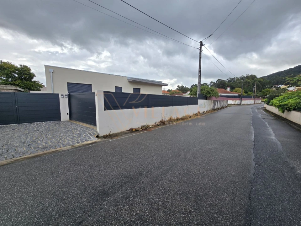 Moradia T2 para Venda em Reboreda e Nogueira Foto 16