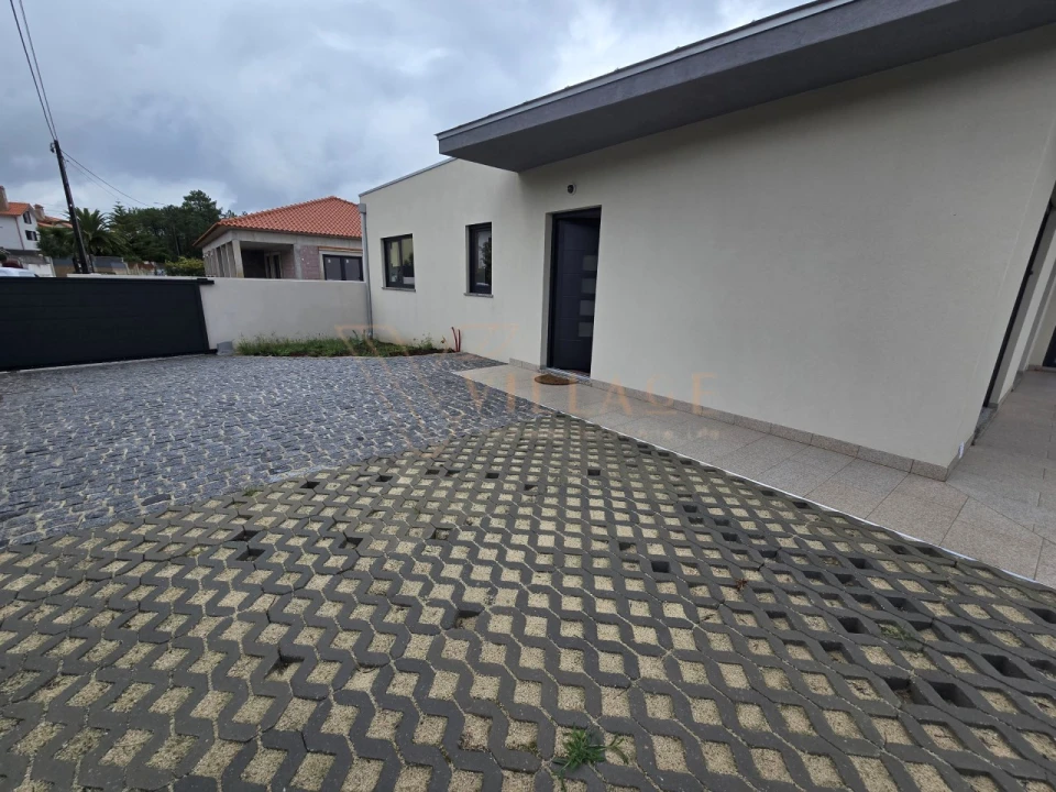Moradia T2 para Venda em Reboreda e Nogueira Foto 18