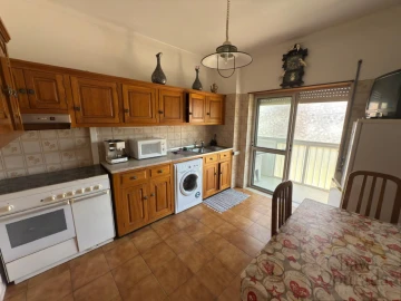 Apartamento T2 para Arrendamento em Santo Antonio dos Olivais