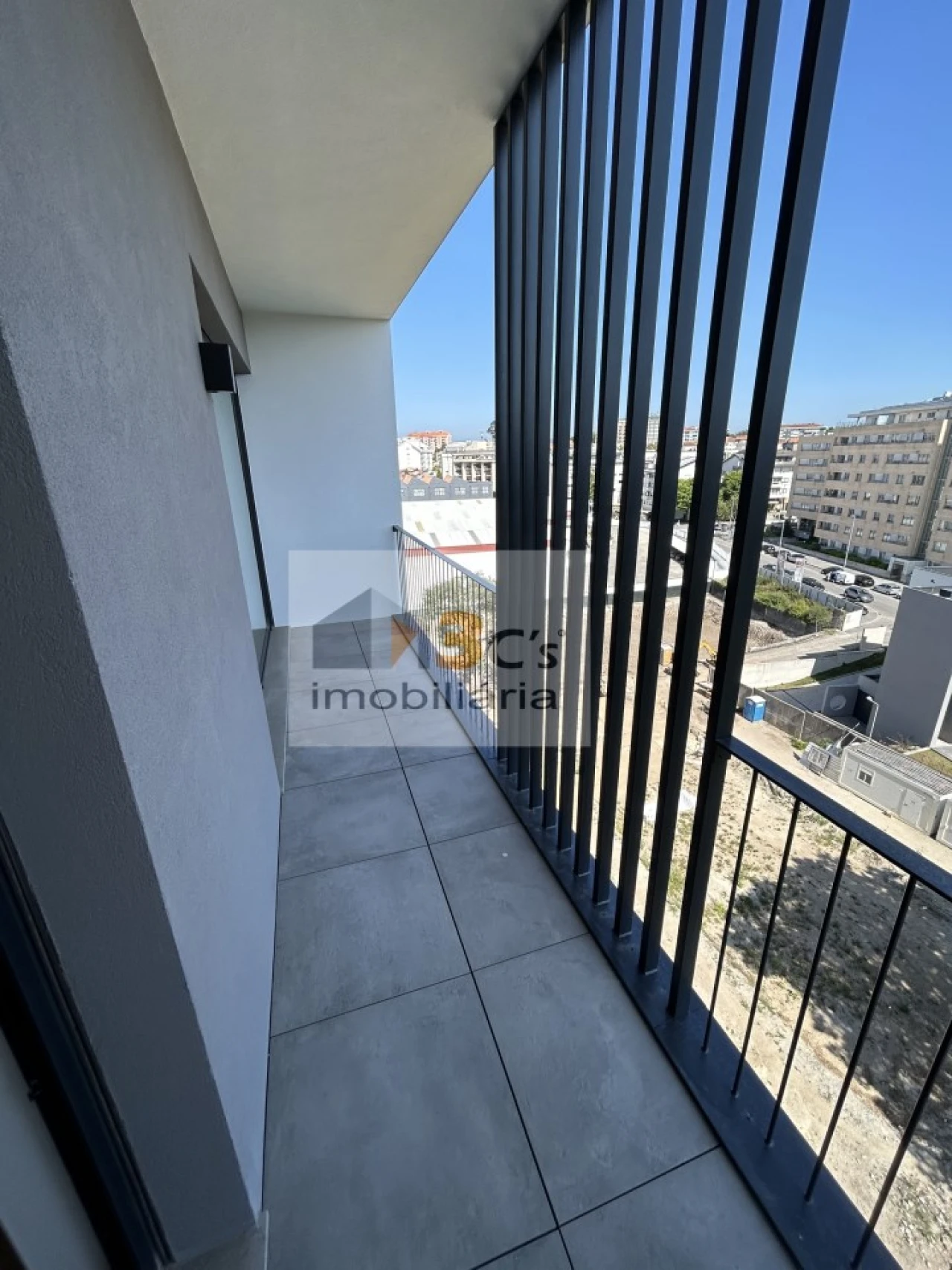 Apartamento T1 para Arrendamento em Paranhos Foto 7