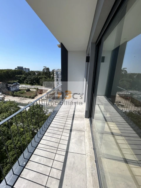 Apartamento T1 para Arrendamento em Paranhos