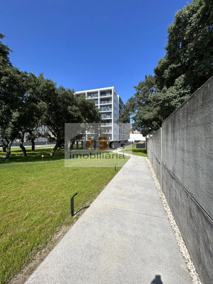 Apartamento T1 para Arrendamento em Paranhos Foto 16