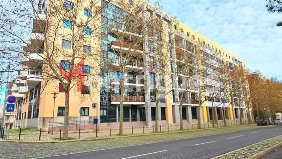 Apartamento T4 para Venda em Parque das Nações