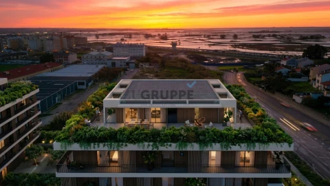 Apartamento T4 para Venda em Glória e Vera Cruz