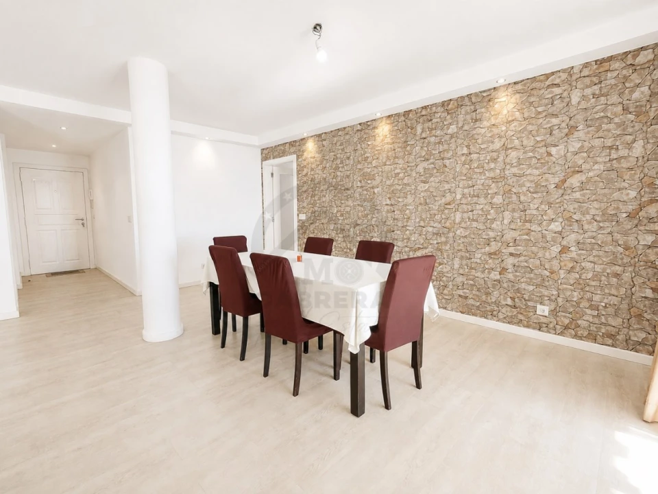 Apartamento T3 para Venda em Caniço Foto 10