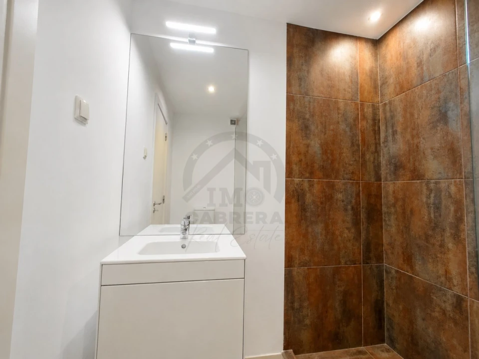 Apartamento T3 para Venda em Caniço Foto 17