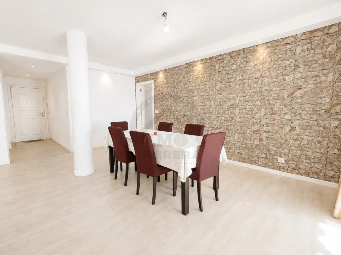 Apartamento T3 para Venda em Caniço Foto 10
