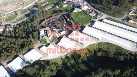 Garagem para Arrendamento em Santa Maria, São Pedro e Matacães