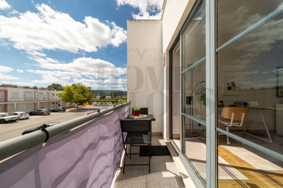 Apartamento T1 para Venda em Quinta do Anjo Foto 6