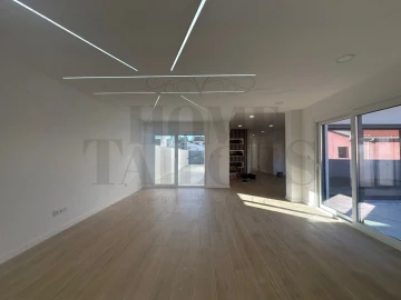 Moradia T3 para Venda em Fernao Ferro