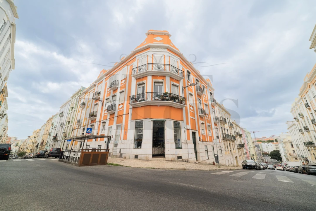 Loja para Cedência de Quotas em Arroios Foto 14