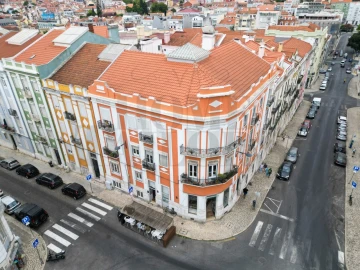 Loja para Cedência de Quotas em Arroios