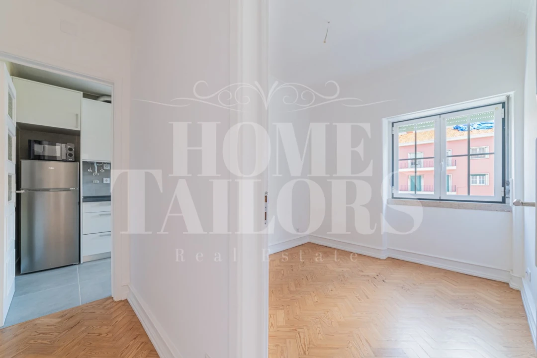 Apartamento T2 para Arrendamento em Alvalade Foto 6