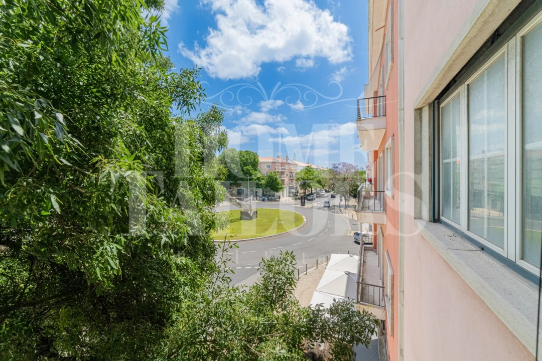 Apartamento T2 para Arrendamento em Alvalade Foto 21