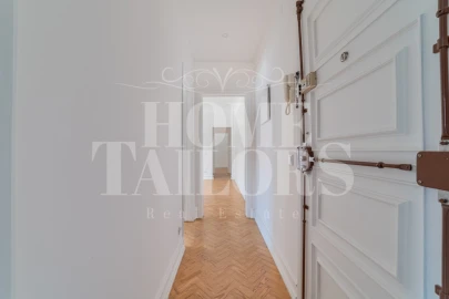 Apartamento T2 para Arrendamento em Alvalade