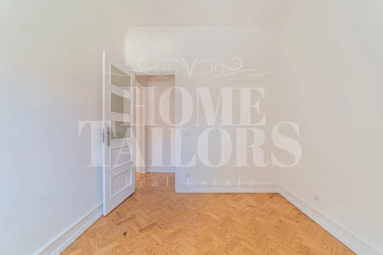 Apartamento T2 para Arrendamento em Alvalade Foto 11