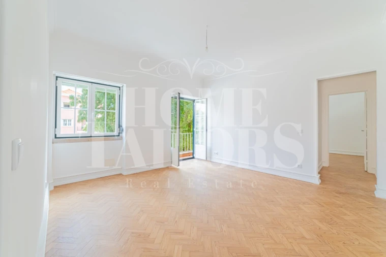 Apartamento T2 para Arrendamento em Alvalade Foto 13