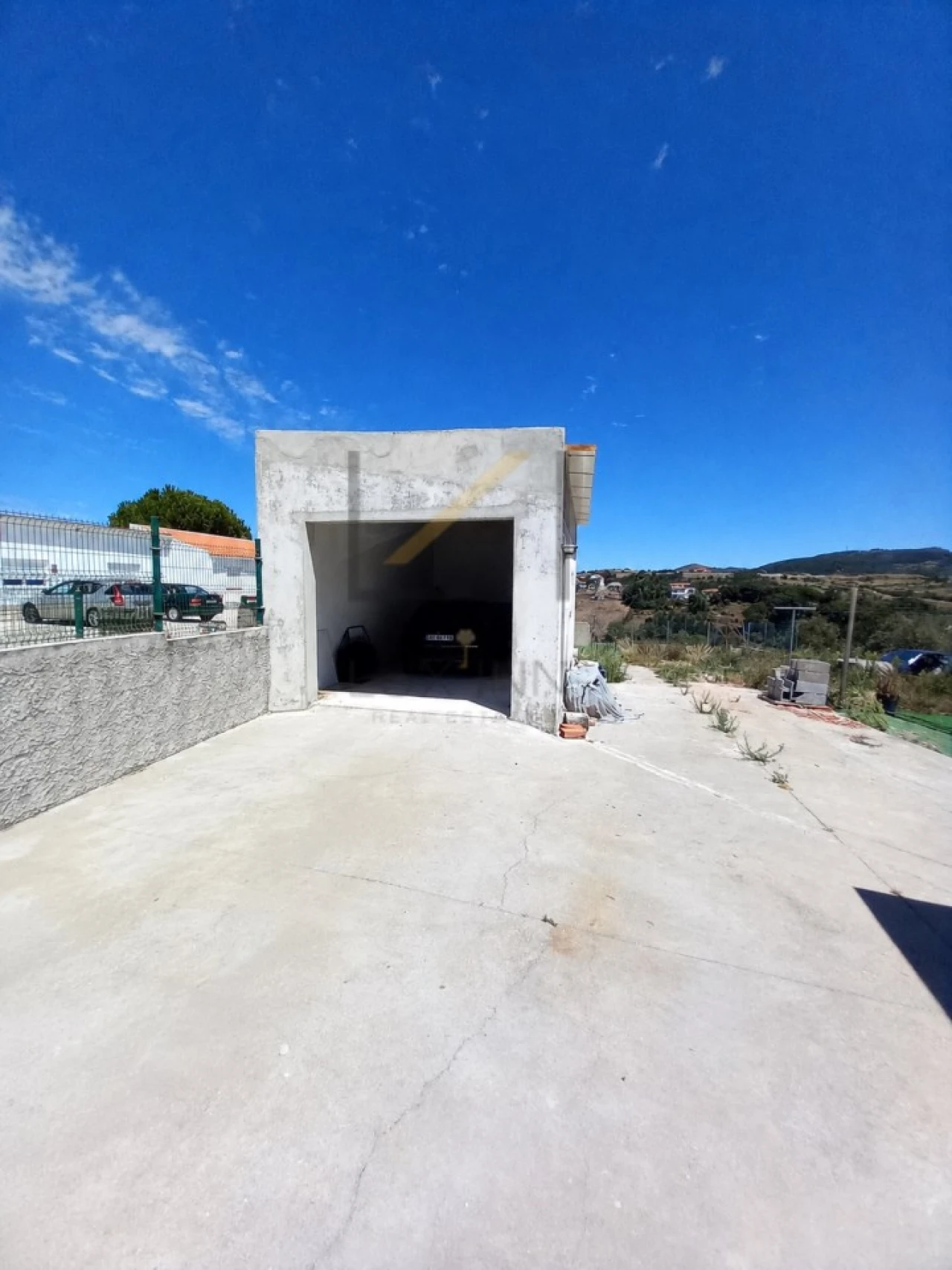 Moradia T4 para Venda em Igreja Nova e Cheleiros Foto 48