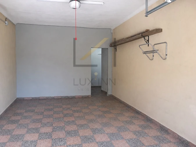 Moradia T4 para Venda em Igreja Nova e Cheleiros Foto 15