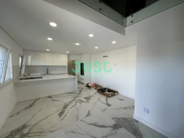 Moradia T3 para Venda em Fernao Ferro