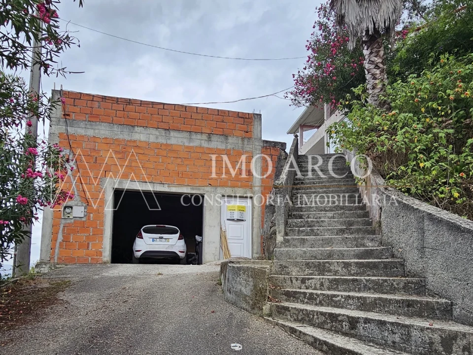 Moradia T3 para Venda em Cerva e Limões Foto 1