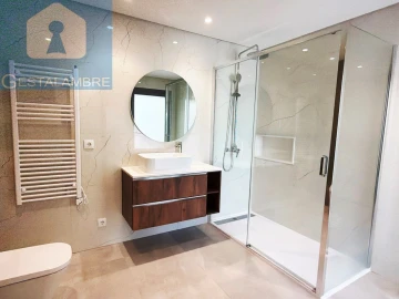 Apartamento T3 para Venda em Albufeira e Olhos de Água