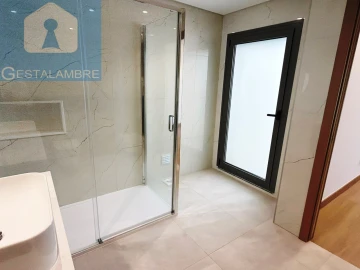 Apartamento T3 para Venda em Albufeira e Olhos de Água
