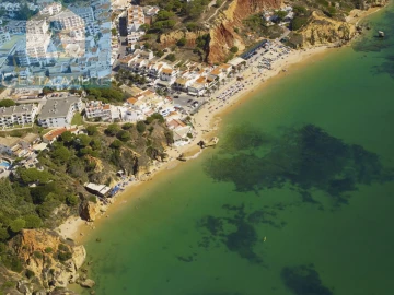 Terreno para Venda em Albufeira e Olhos de Água