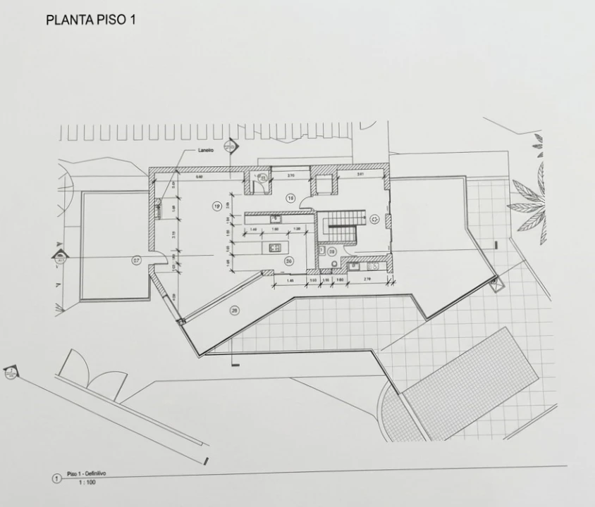 Moradia T5 para Venda em Lagos (São Sebastião e Santa Maria) Planta 2