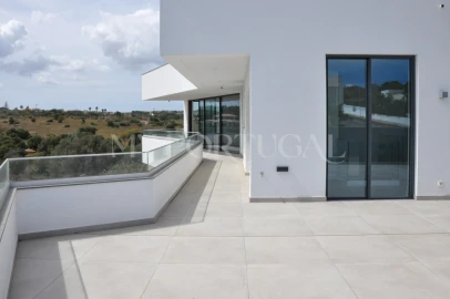 Moradia T5 para Venda em Lagos (São Sebastião e Santa Maria)