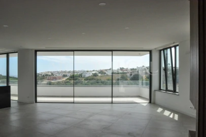 Moradia T5 para Venda em Lagos (São Sebastião e Santa Maria)