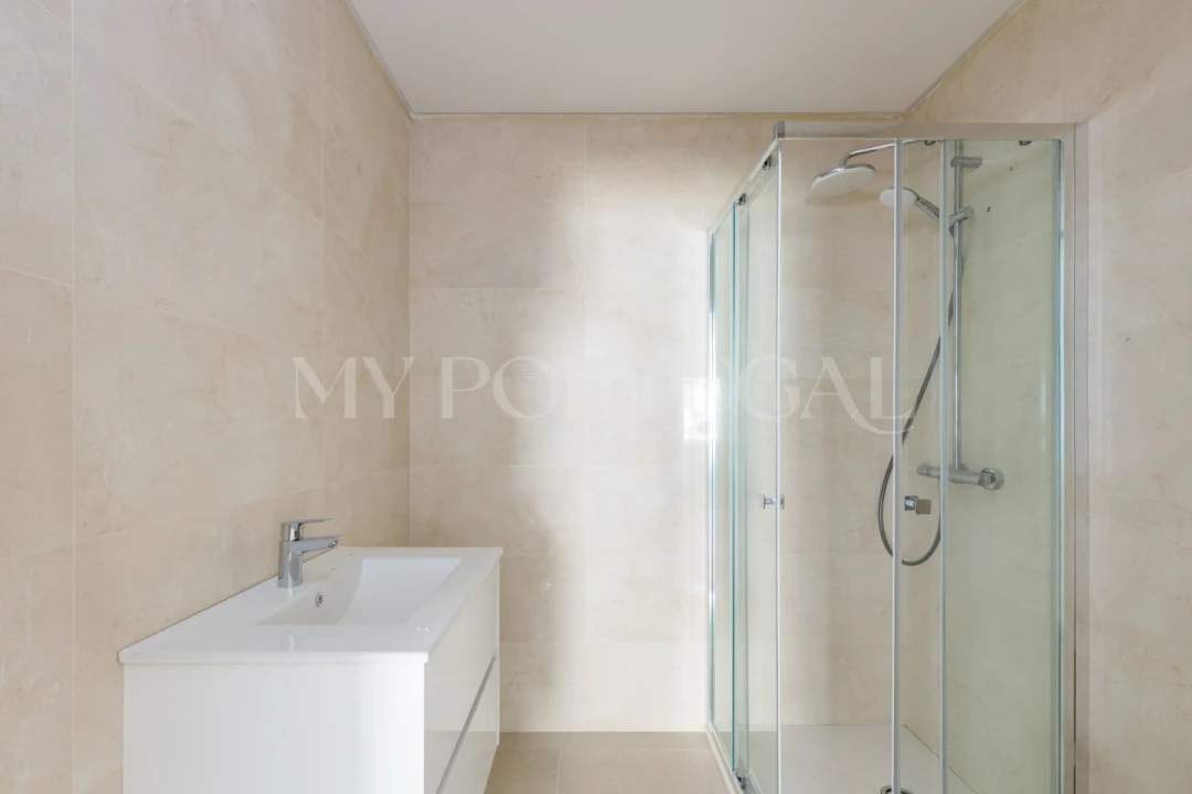 Apartamento T2 para Venda em Esgueira Foto 3
