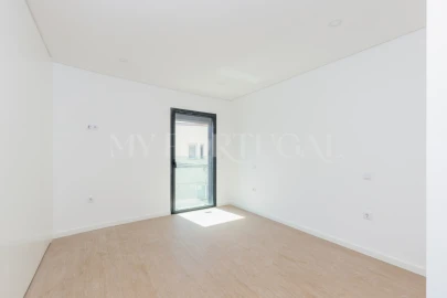 Apartamento T2 para Venda em Esgueira