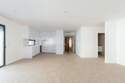 Apartamento T3 para Venda em Esgueira