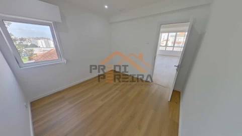 Apartamento T1 para Venda em Águas Livres