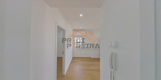Apartamento T1 para Venda em Águas Livres