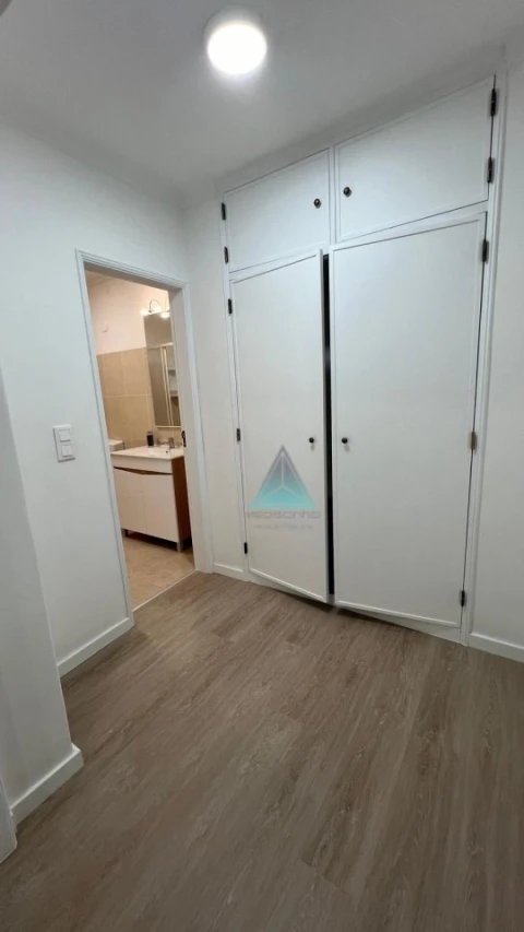 Apartamento T1 para Arrendamento em Laranjeiro e Feijó