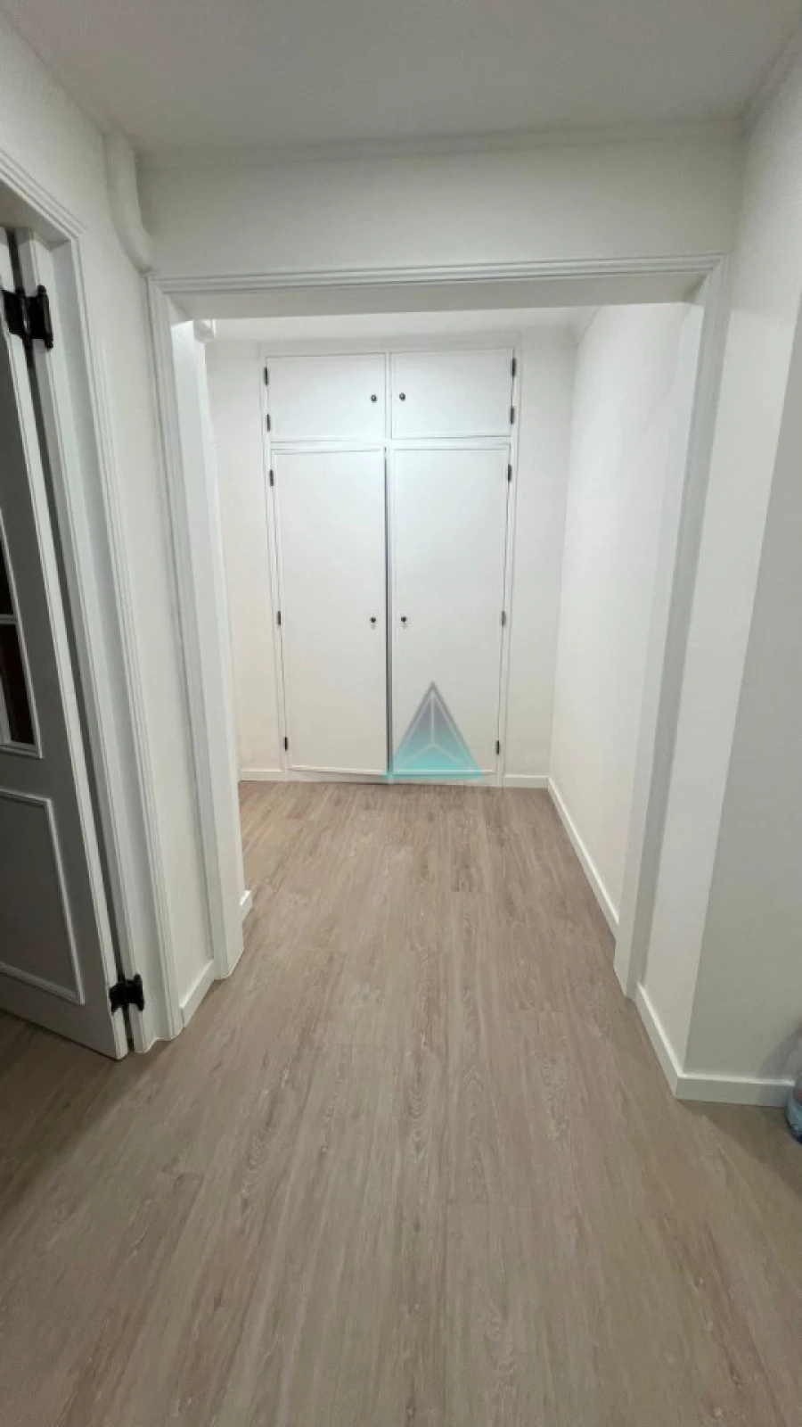 Apartamento T1 para Arrendamento em Laranjeiro e Feijó Foto 20