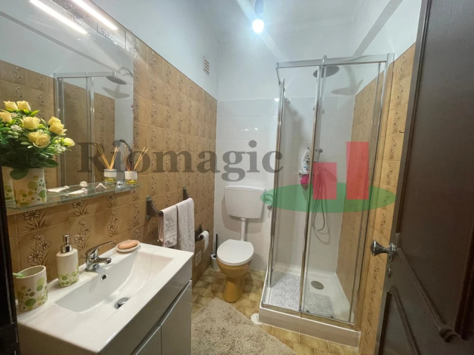 Quarto para Arrendamento em Amora Foto 4