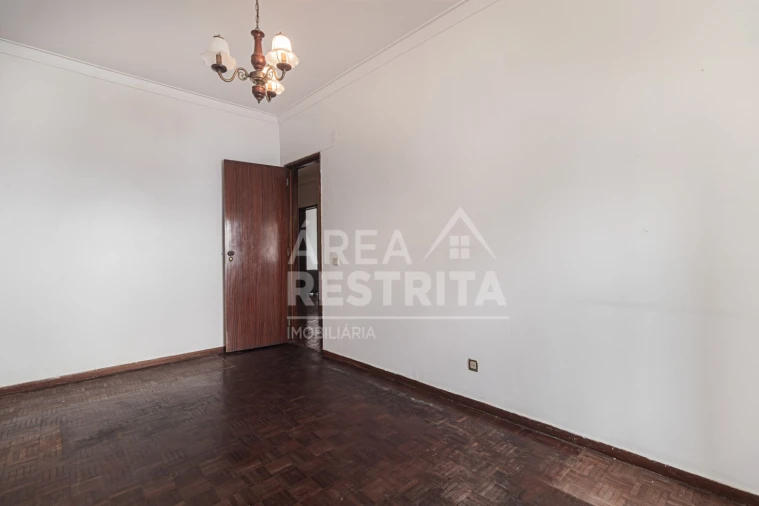 Apartamento T2 para Venda em Amora Foto 10