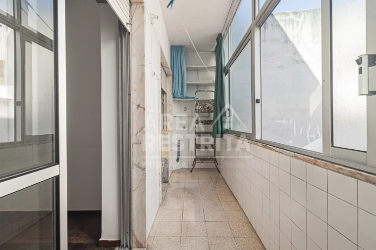 Apartamento T2 para Venda em Amora Foto 16