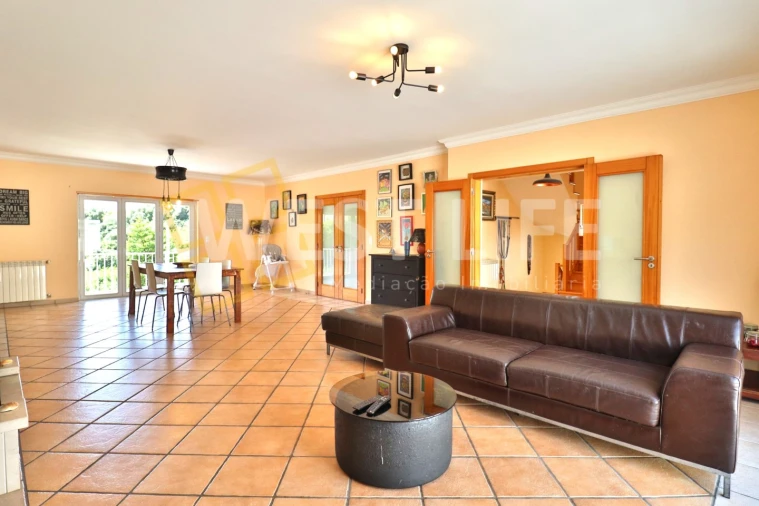 Quinta T3 para Venda em Azueira e Sobral da Abelheira Foto 4