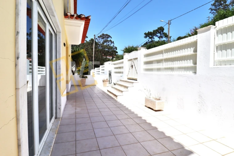 Quinta T3 para Venda em Azueira e Sobral da Abelheira Foto 13