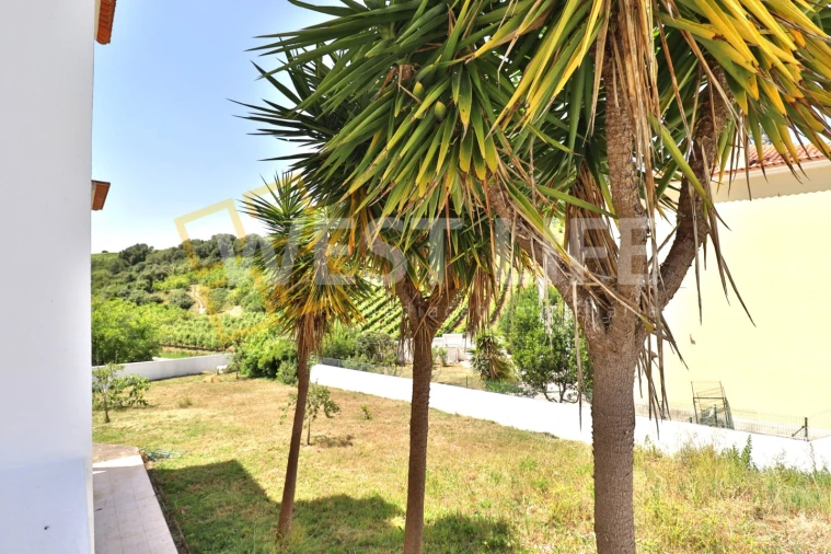 Quinta T3 para Venda em Azueira e Sobral da Abelheira Foto 2